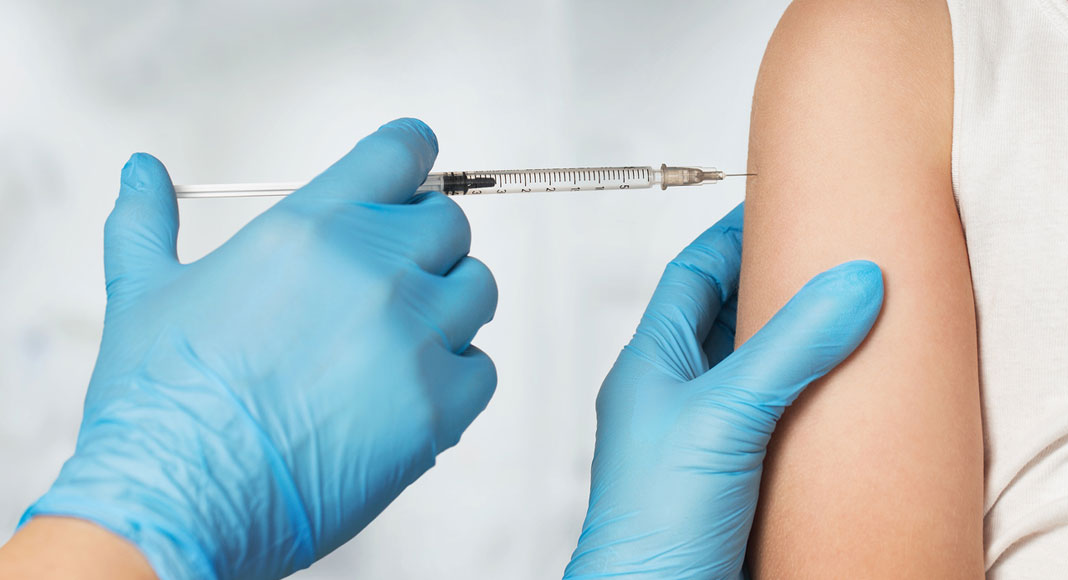 Coronavirus Los Jovenes Deberian Vacunarse Primero Osinsa Observatorio Sindical De La Salud Argentina
